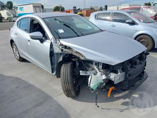 2017 Mazda MAZDA3 GSX 2.0P/6AT Hatch Photo