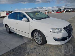 2010 Volkswagen Passat TDI 125kw SL R-line Sedan Photo