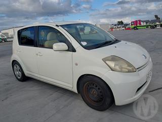 2005 Toyota Passo Hatch Photo