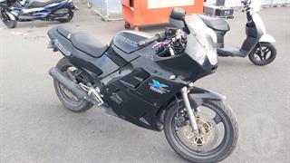 1990 Suzuki GSX 250 Across Motorcycle Photo