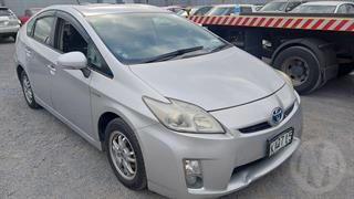 2011 Toyota Prius Sedan Photo
