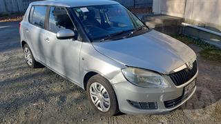 2011 Skoda Fabia TSI 77 DSG Hatch Photo