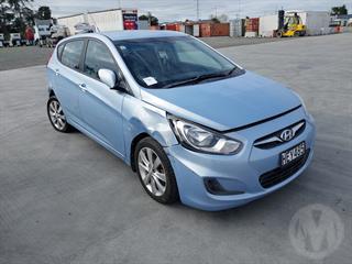 2013 Hyundai Accent 1.6 5D A4 Hatch Photo