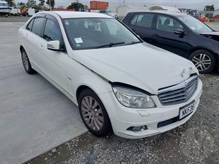 2009 Mercedes-Benz C200 Kompressor Sedan Photo