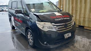 2014 Nissan Serena Station Wagon Photo