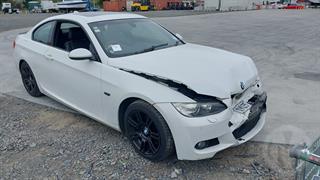 2008 BMW 335i Sedan Photo