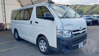 2013 Toyota Hiace ZL 2.7P 5M 3 Seat Van Photo