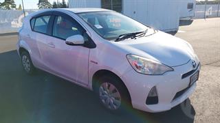 2013 Toyota Aqua Hatch Photo