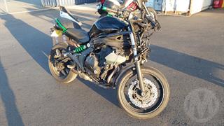 2015 Kawasaki Ninja EX400 Motorcycle Photo