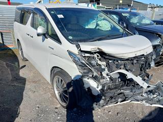 2015 Toyota Vellfire Station Wagon Photo