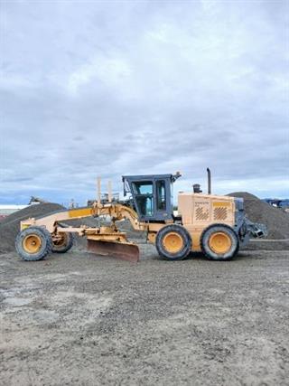 2001 Volvo G720 Grader Photo