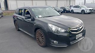 2010 Subaru Legacy 4D Station Wagon Photo