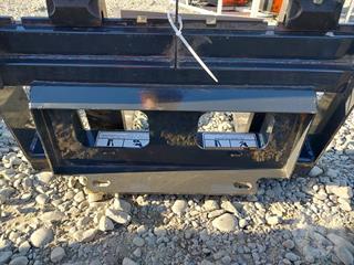 Wolverine MPF 11-2500G Mini Skid Steer Pallet F Photo
