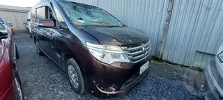 2014 Nissan Serena Station Wagon Photo
