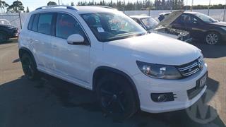 2014 Volkswagen Tiguan TDI 103kw 7dsg Hatch Photo