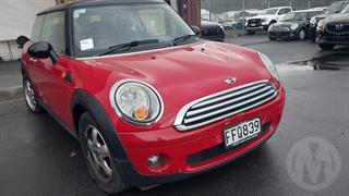 2010 MINI Cooper Hatch 6A 2DR 1.6I Hatch Photo