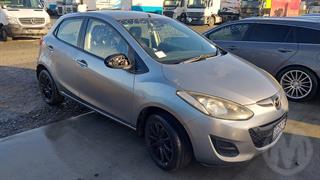 2012 Mazda MAZDA2 Classic 1.5 5MT Hatch Photo