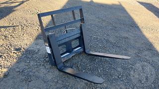 2025 Wolverine MPF-11-2500G Forks (skid Steer Mini) Photo