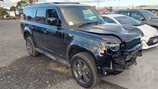 2026 Land Rover Defender 130 D350 X-dyn HSE Station Wagon Photo