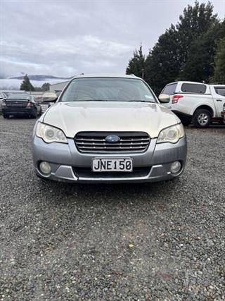2006 Subaru Outback Station Wagon Photo