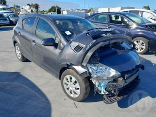 2014 Toyota Aqua Hybrid Hatch Photo