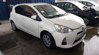 2014 Toyota Aqua Hybrid Hatch Photo
