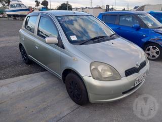 2001 Toyota Vitz Hatch Photo