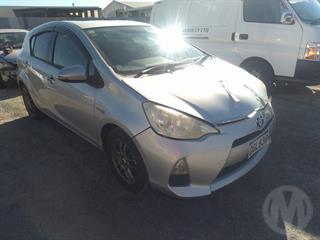 2012 Toyota Aqua Hatch Photo