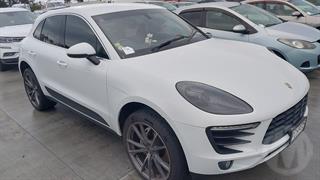 2015 Porsche Macan S Station Wagon Photo