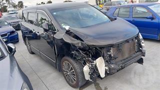 2014 Nissan Elgrand Highway Star Station Wagon Photo