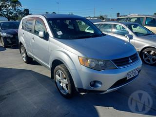 2006 Mitsubishi Outlander Station Wagon Photo