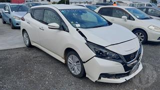 2018 Nissan Leaf Hatch Photo