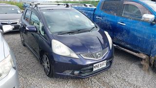 2008 Honda fit Hatch Photo