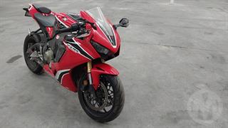 2018 Honda CBR1000 RR 998p Motorcycle Photo