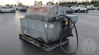 Mainline Fuel Bowser Photo