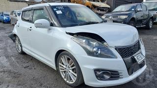 2013 Suzuki Swift Sport Hatch Photo