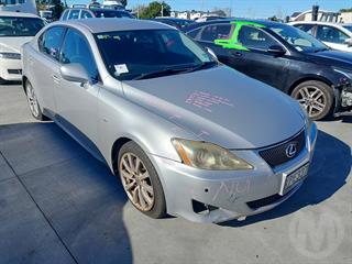 2006 Lexus IS250 Sedan Photo