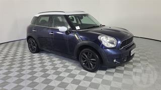 2011 BMW Mini Cooper S 4D Hatch Photo