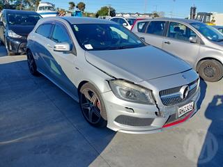 2013 Mercedes-Benz A250 Hatch Photo