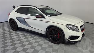 2015 Mercedes-Benz GLA45 AMG 5D Hatch Photo