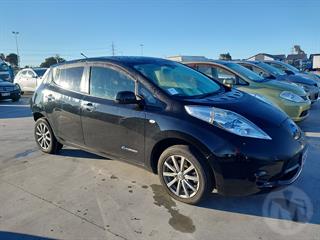 2015 Nissan Leaf Hatch Photo