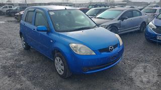 2006 Mazda Demio Hatch Photo
