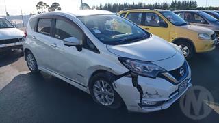 2017 Nissan Note E Power Hatch Photo