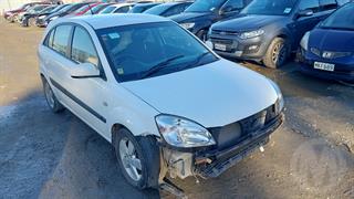 2007 Kia RIO 1.6P/4AT Hatch Photo