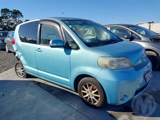 2008 Toyota Porte Hatch Photo
