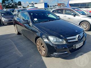 2013 Mercedes-Benz C 180 CGI BE Coupé Photo