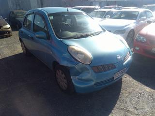 2002 Nissan March Hatch Photo