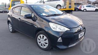 2012 Toyota Aqua Hatch Photo