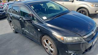 2008 Honda Stream RSZ Station Wagon Photo