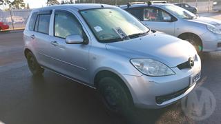 2006 Mazda Demio Hatch Photo